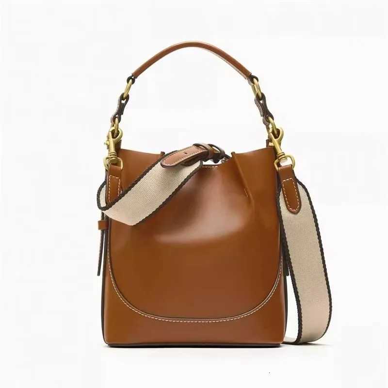 Fashion New Womens Bag Brown Korean Style Drawstring Portable Crossbody Wide Drawstring Bucket BagT251218