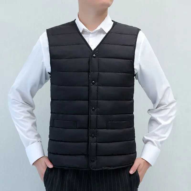 Mens Warm Fleece Lined Cotton Vest Thickened Short Winter Gilet for Dad Plus Size Middle Aged Elderly Autumn Winter Casual WearG251218
