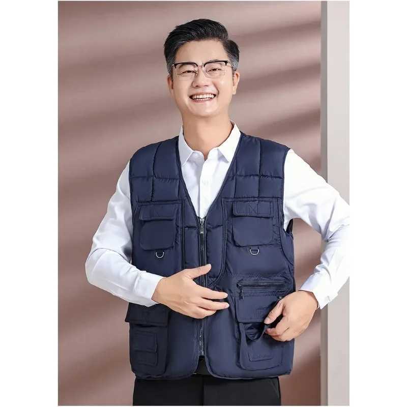 Outdoor Leisure Vest Mens Multi-Pocket Thickened Vest Jacket Outdoor Insulated Men Vest Jacket Sleeveless Winter Warm Soft CoatG251218