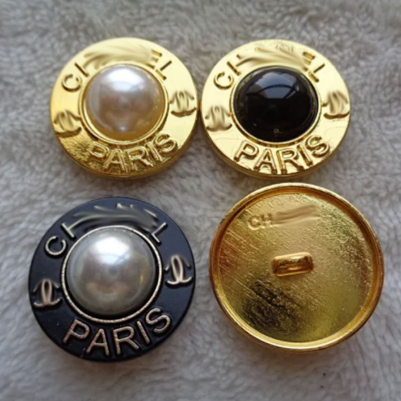 3pcs 23mm C brand Golden Black Pearl button Luxury Desginer Sewing Buttons for Coat Cloth skirt Decorate DIY Crafts Supplies Classic B110