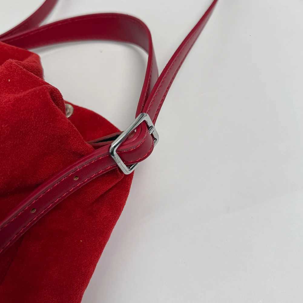 Women PU Leather Shoulder Bag W/ Adjustable Strap Women Suede PU Leather Crossbody Bag Shoulder Handbags Travel Winter FallT251218