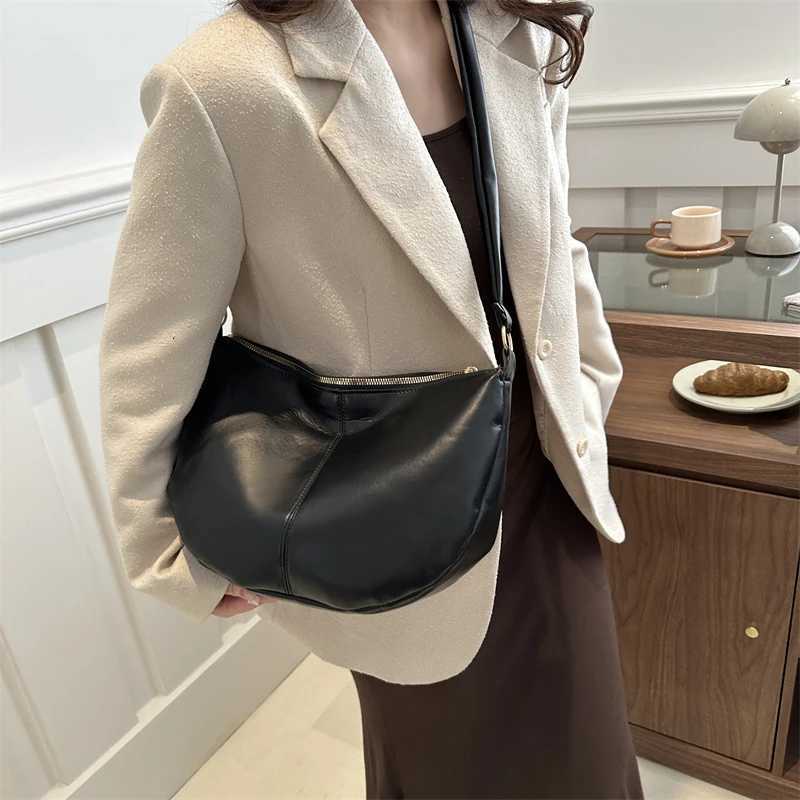 Elegant Women Leather Luxury Fashion Designer Shoulder Tote Bag Crossbody Handbag For Modern Daily ChicT251218