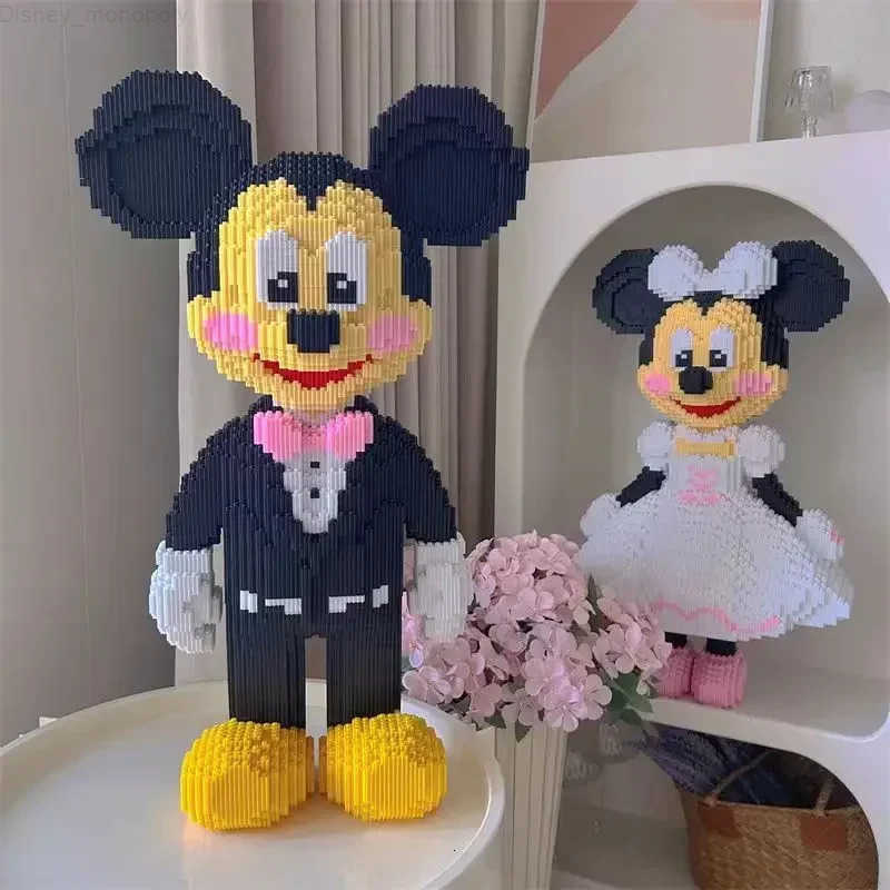 Disney Mickey and Minnie Building Blocks Puzzle Assembly Creative Ornament Wedding Valentines Day Gift for Girls H251218