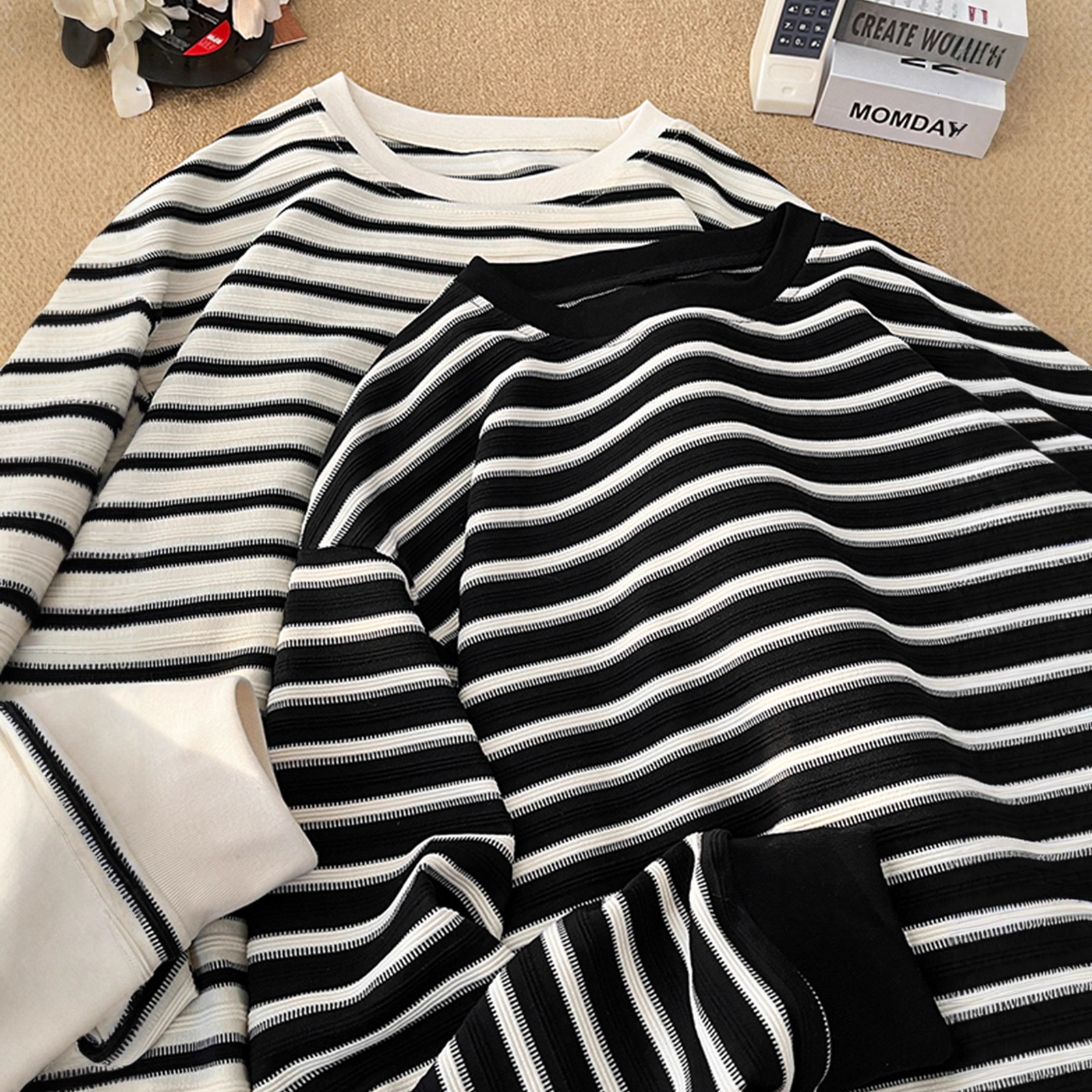 Casual Men Long Sleeved T Shirts Mens Round Neck T Shirt Spring Autumn Male Loose Striped Tees Shirt Tops 201116