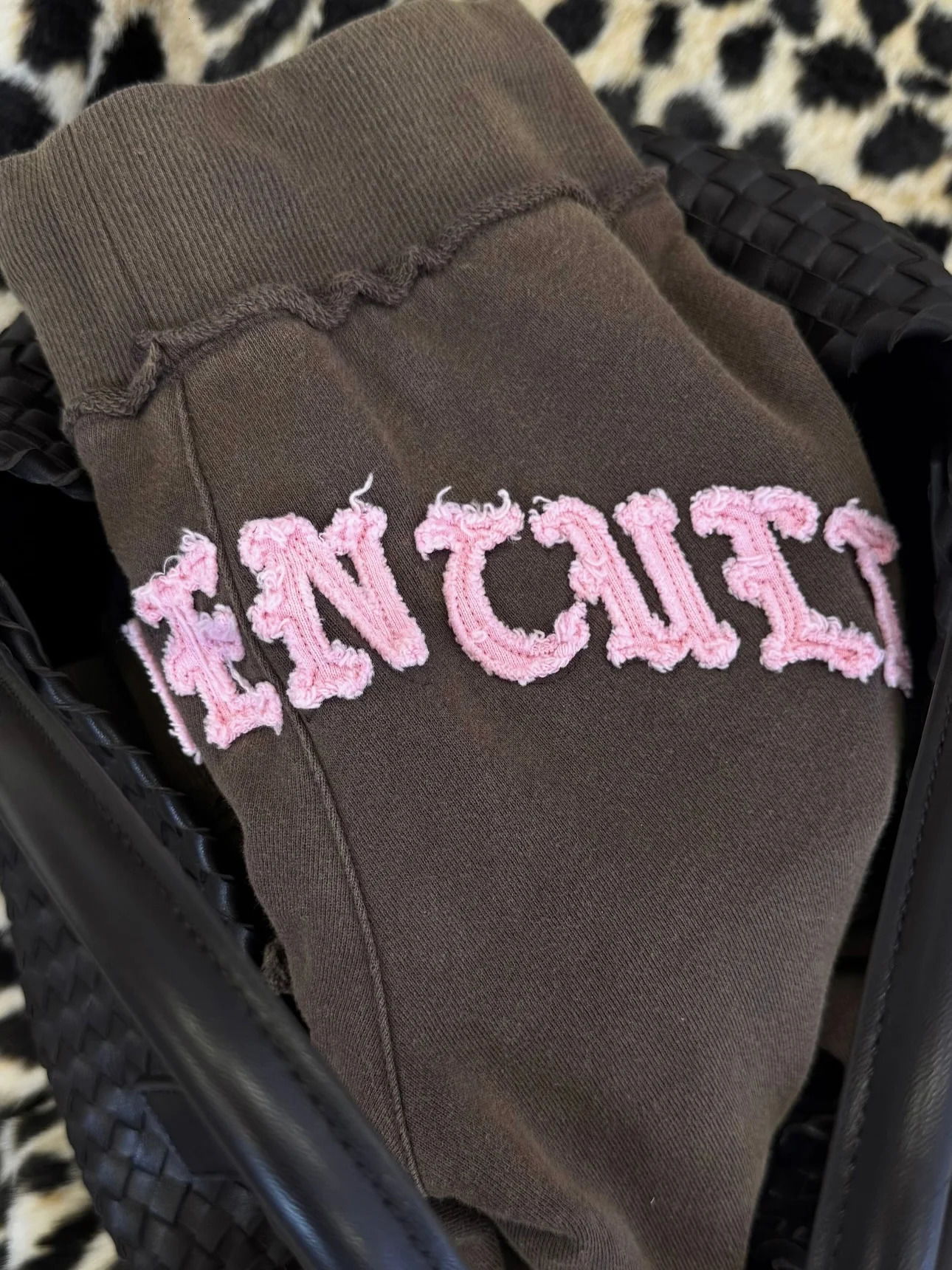 Fashion Y2K Brown Patch Letter Sportswear Two Piece Aesthetic Suit Casual Retro n Hat Short Hoodie Streetwear Sports Pants 251211