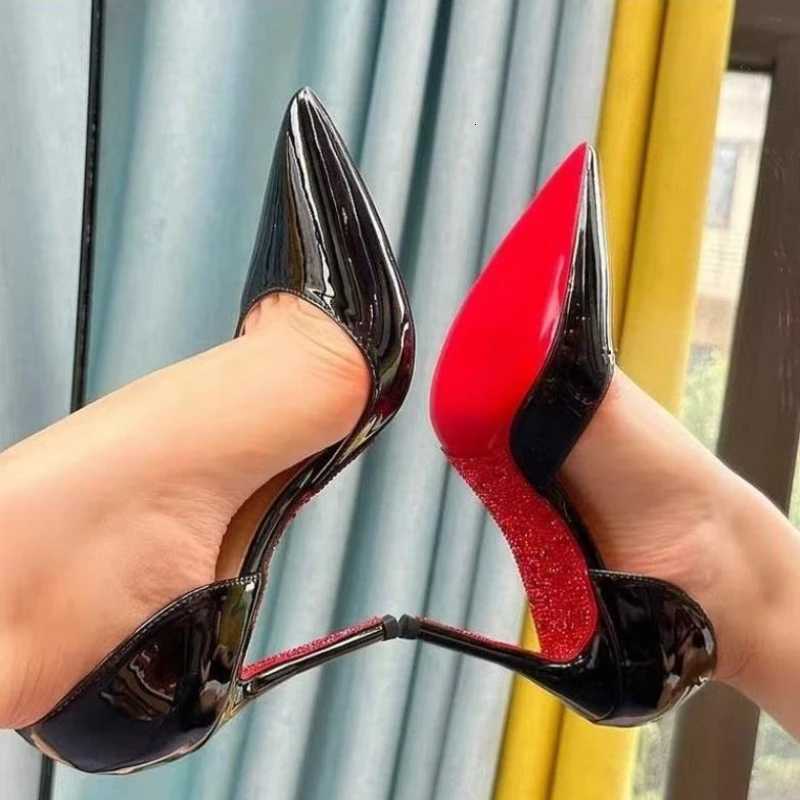 2025 New Lacquer Leather High Heels Shallow Mouth Pointed Head Thin Heel Side Air High Grade Sexy Fashion Womens Single Shoes Z251218