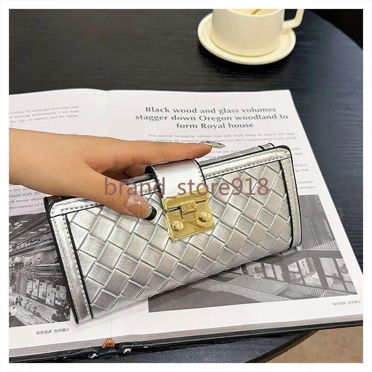 Cross-Border Exclusive Women's Long Classic Short Wallet Trendy Multi-Card Slot Card Holder Wholesale Factory Direct Shipment