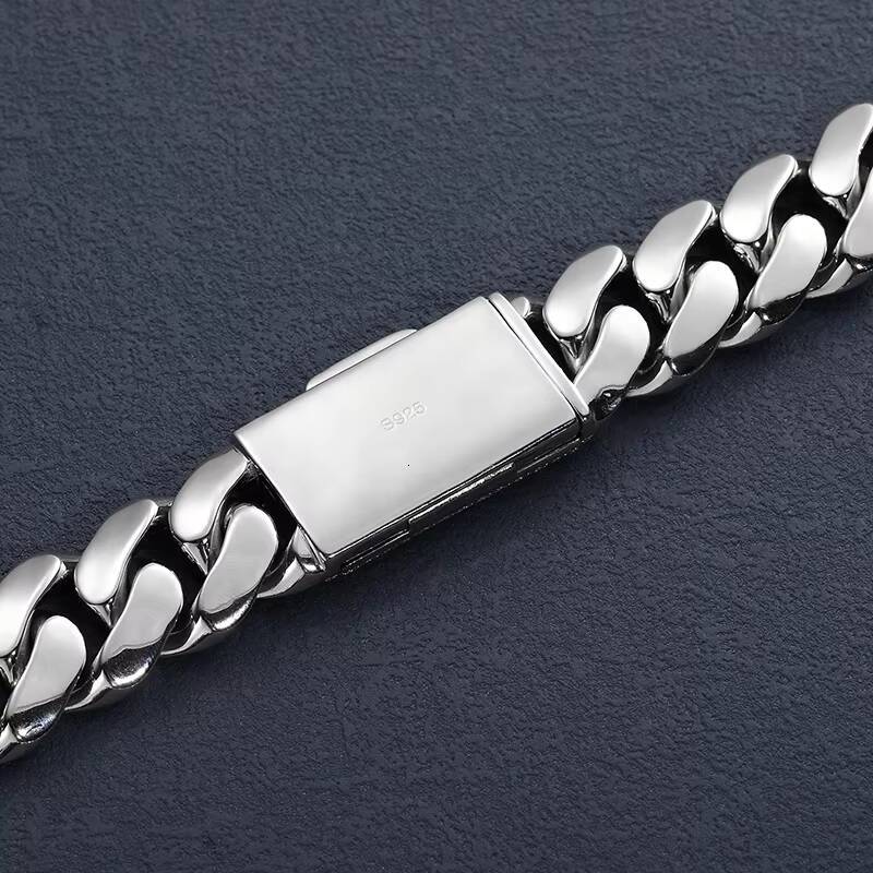 Hip Hop Jewelry Mens 18K Gold 925 Sterling Silver VVS Moissanite Diamond Iced Out Buckle Heavy Plain Cuban Link Chain Necklace