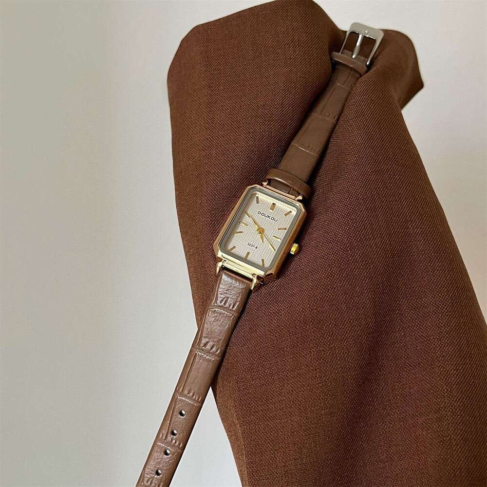 Fashion Hot Selling Light Luxury Student Party Niche Square Watch Women's Leather Strap Perfectly blending functionality with fashion