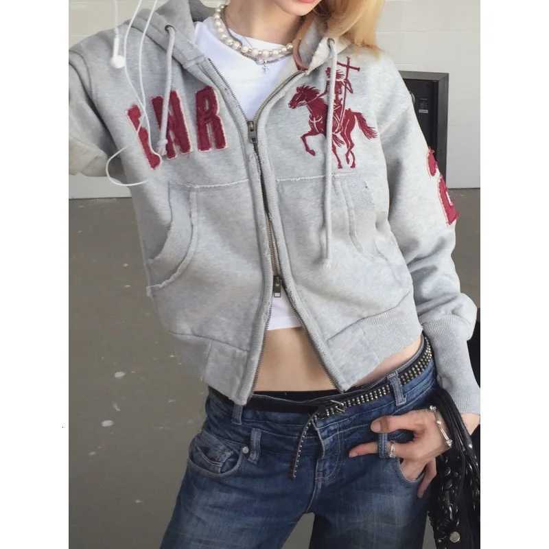 Design sense retro patchwork embroidery personty trend loose hoodie unisex Harajuku sweatshirt X251218