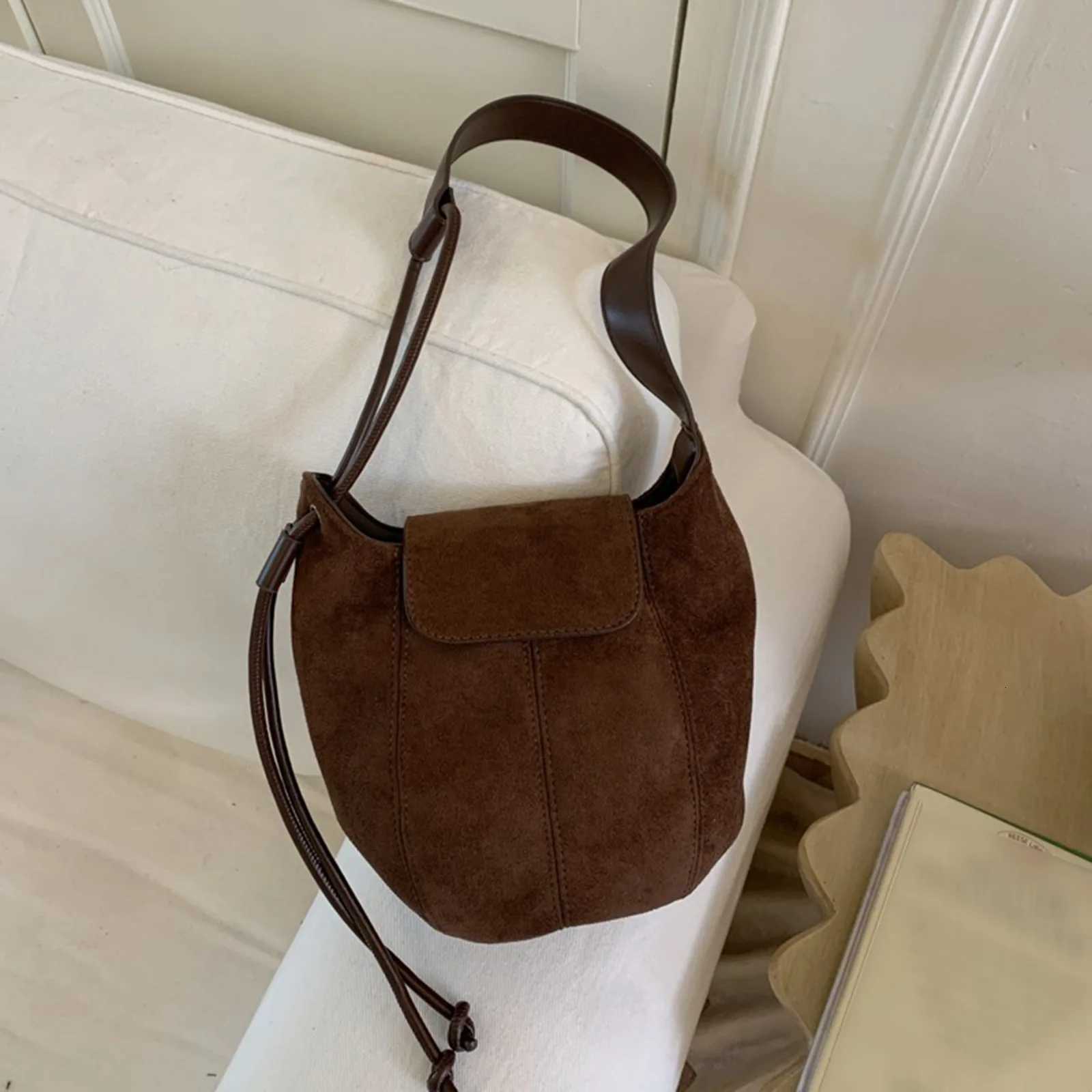 Women Girls PU Leather Single Shoulder Underarm Bag Drawstring Strap Bucket Bag One-Shoulder Crossbody Bag for Work OutingT251218