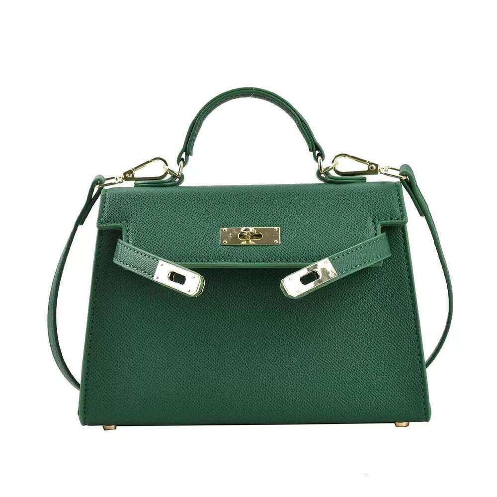 Designer Bag Luxury Brand Handbag Solid Color Crossbody Bag Buckle Style Shoulder Bag Versatile Large Capacity Tote Bag Designer Wallet purses ladies handbags 3f