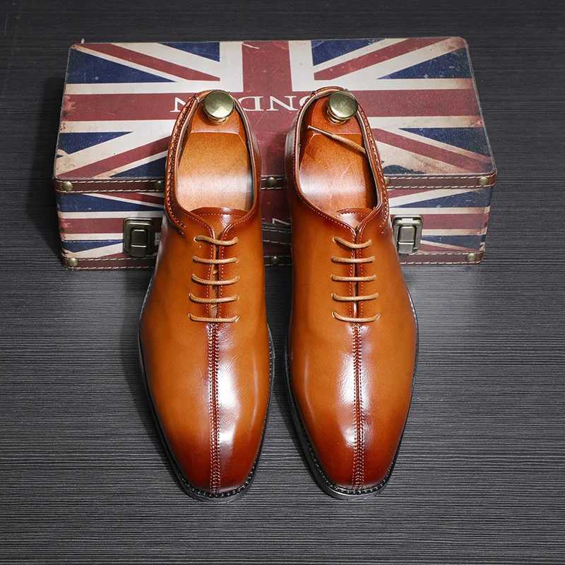 Stylish Man Oxford Shoes Leather Lace Up Mens Business Dress Office Shoe Fashion Wedding Party Suit British Style Comfortable Z251218