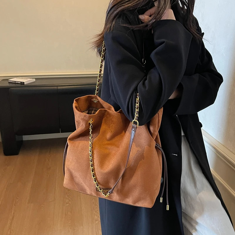 Fall Winter Womens Tote Bag with Chain Strap Suede Crossbody Shoulder Handbag Elegant Top-Handle Purse for Daily Use 251217