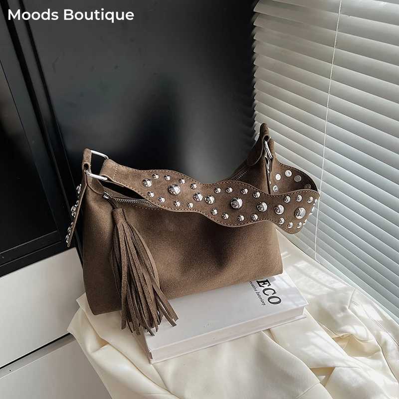 MOODS Fashion Shoulder Bags For Women Rivets Tassels Decored PU Suede Cross Body Bag 2025 Autumn Latest Luxury Designer HandbagsT251218