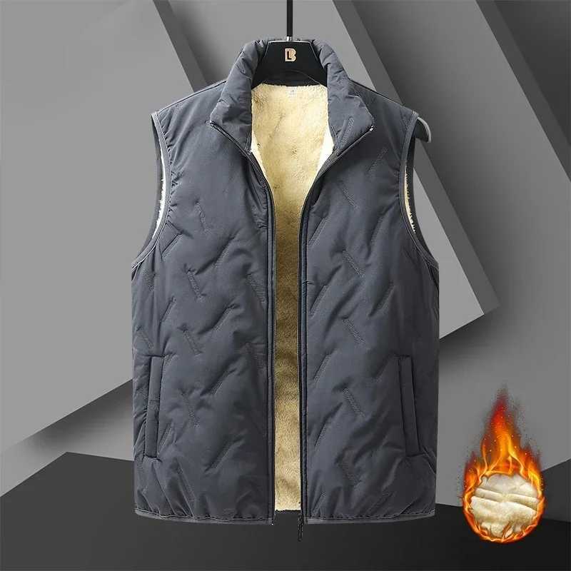 Winter Mens Cashmere Vest Windproof Lambswool Sleeveless Jacket Fleece Parka Vest Coat Men Versatile Outdoors Thicken WaistcoatG251218