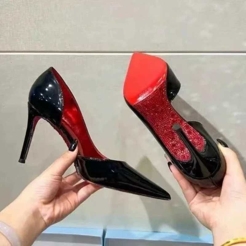 2025 New Lacquer Leather High Heels Shallow Mouth Pointed Head Thin Heel Side Air High Grade Sexy Fashion Womens Single Shoes Z251218