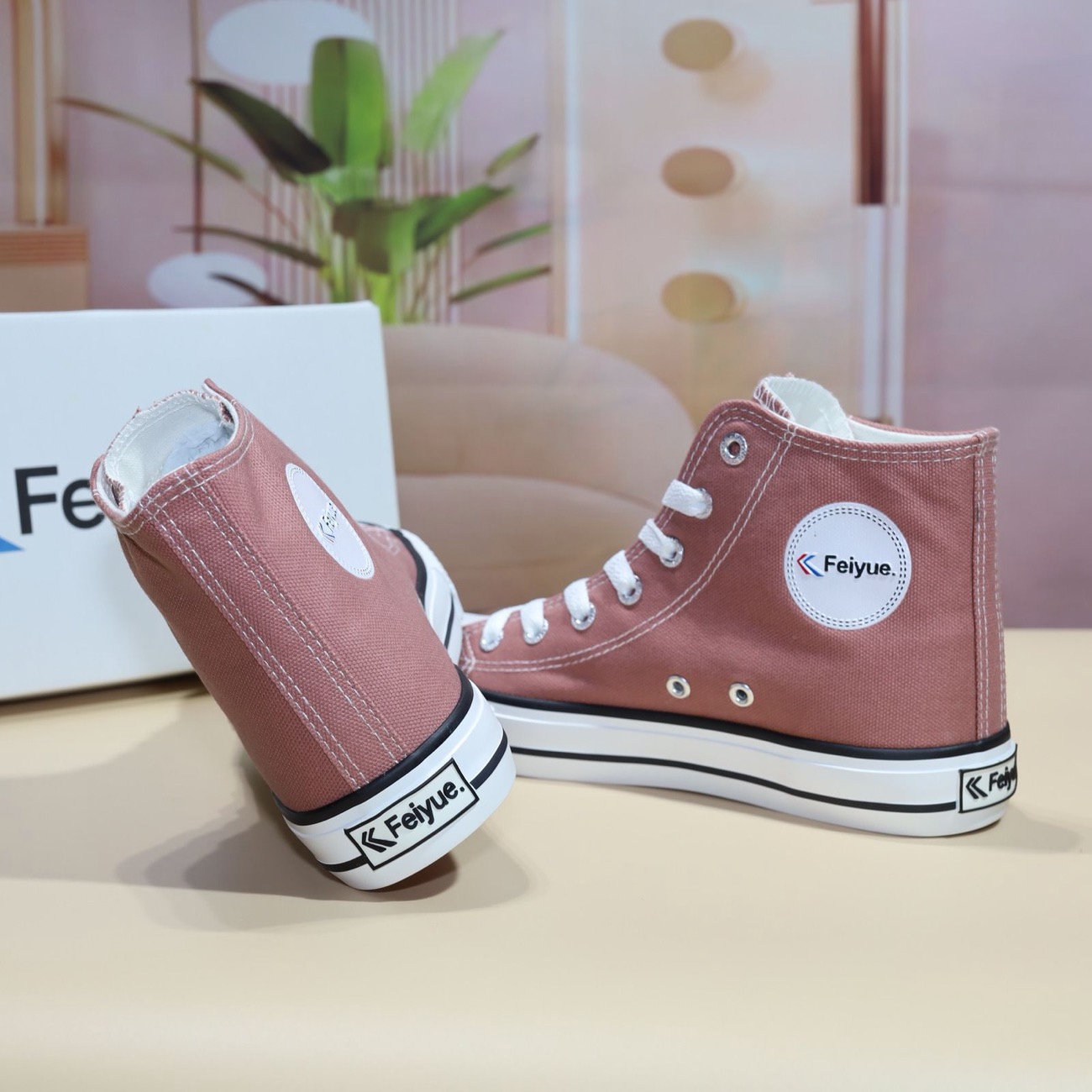 designer shoes Pair Of mens womens shoes Soft And Fashionable Insoles Classic Low Cut sneakers Breathable Lightweight Canvas Anti Slip Shoes Casual Te