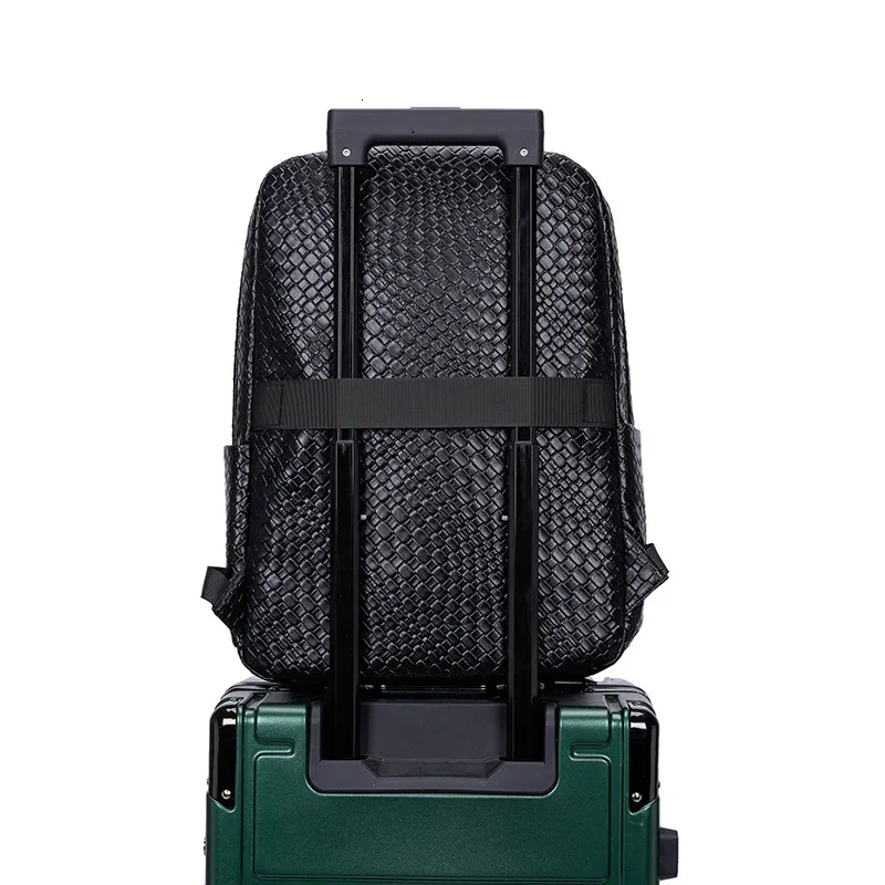 Designer new woven large capacity computer men and women commuting bag student fashionable versatile travel backpack