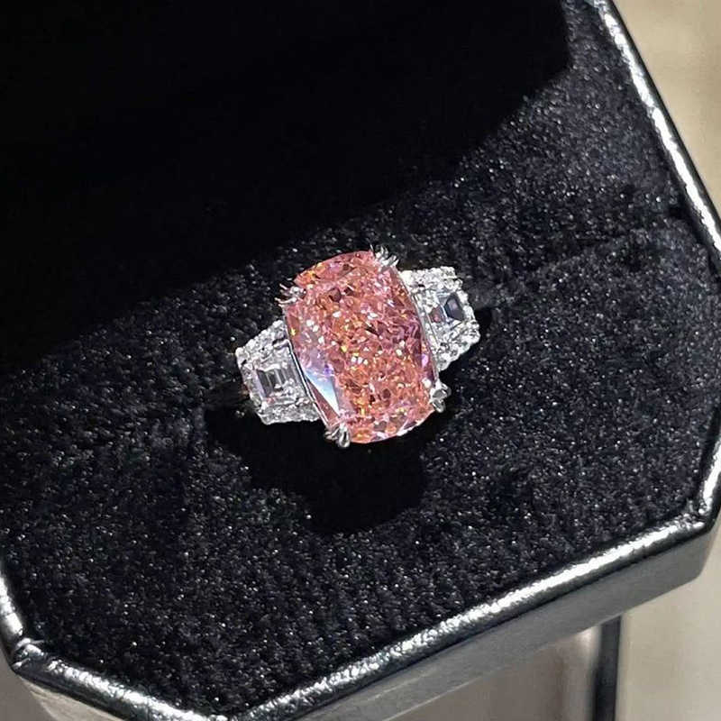 Luxurious Paparraca Pink High-Carbon Diamond Christie's Auction Piece Classic Three-Stone Ring S925 Silver J251218