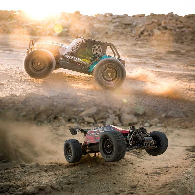 16103 PRO RC Offroad 4x4 70KM/H High-Speed RC Car 24GHz Brushless Motor 116 4WD Off-road Climbing Vehicle Wtith LED Light G251218