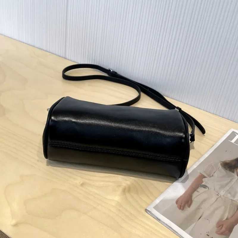 Ladies Genuine Leather Small Shoulder Bag for Women Crossbody Fashionable Simple and Practical Soft Leather Darling Phone BagT251218