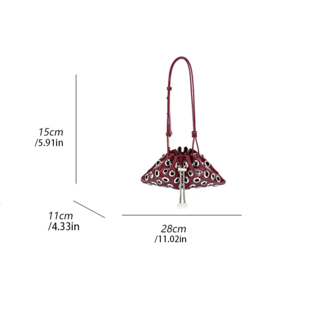 Portable Metal Stud Rivet Shoulder Bag Spicy Girl Chain Y2k Underarm Bag Punk Style Handbag Drawstring Crossbody Bag Daily 251217