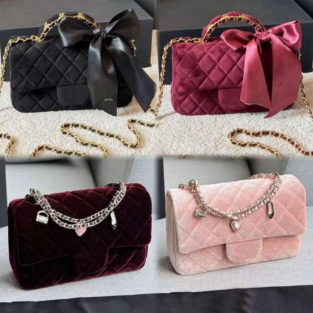 Designer Handbags Crossbody Bag Mini Totes Bag 25AW Chain Badge Velvet Pink Small Square Flip Bag Ladies Purses