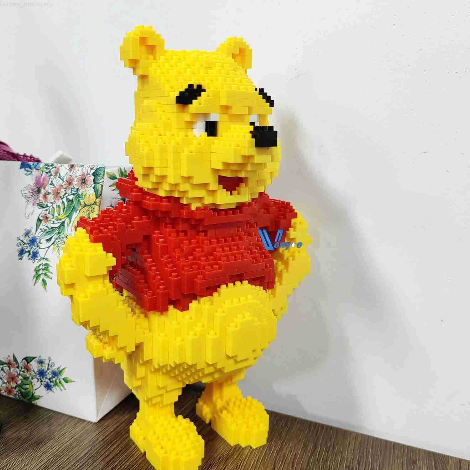Disney Winnie the Pooh Micro Building Blocks Kawaii DIY Model Diamond Mini Bricks Figure Toys For Christmas Gift H251218