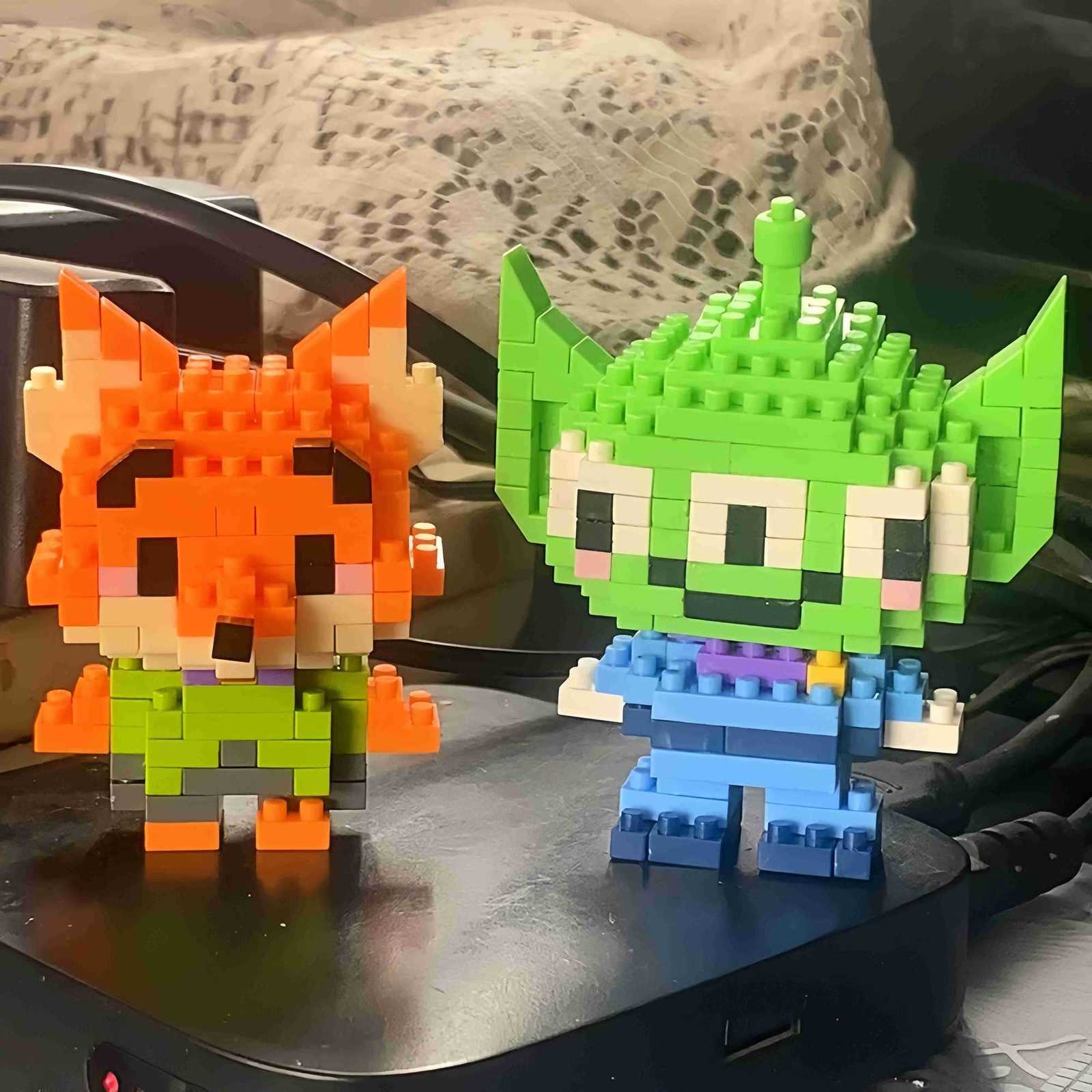 2Disney Anime Princess Building Blocks Stitch Mickey Mouse mini Action toy Figures Blocks Toys Bricks Assemble Toys Kids Gifts H25121811