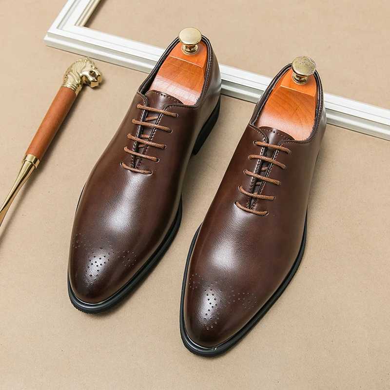 Luxury Classic Mens Leather Shoes High Quality Black Dress Shoes Man Comfort Pointed Oxford Shoes Man Wedding Shoes Size 38-46 Z251218