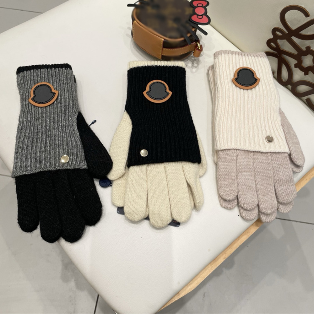 Five Fingers Gloves Designer Gloves Five Fingers Gloves Luxury Mittens Winter/Autumn Knitted Gloves Letter Gloves Warm Versatile Knitted Thick