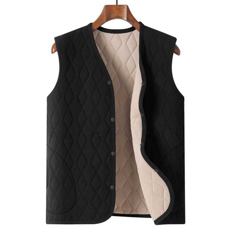 Autumn Winter Velvet Quilted Vest Men Cold Proof Sleeveless Button Casual Jacket Warm Thickened with Pocket Cotton-padded VestG251218