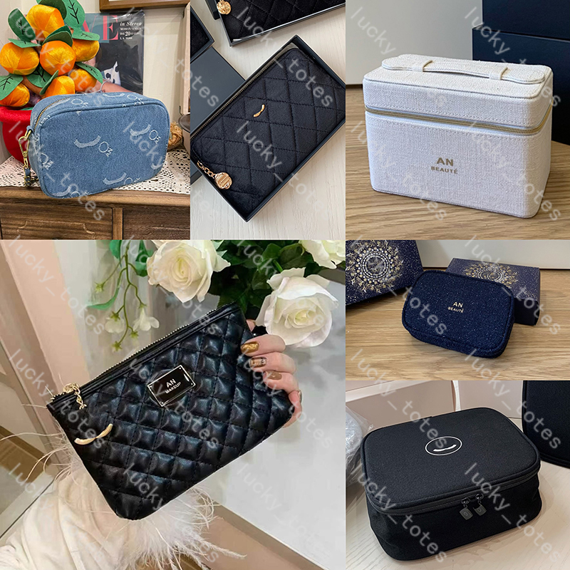 Cosmetic Bags Designer Makeup Case Handbag Toiletry Bag Luxury Make Up Bags Travel Storage Pouch Clutch Bags Lipstick Case Jewelry Box VIP Gift DPD2512181