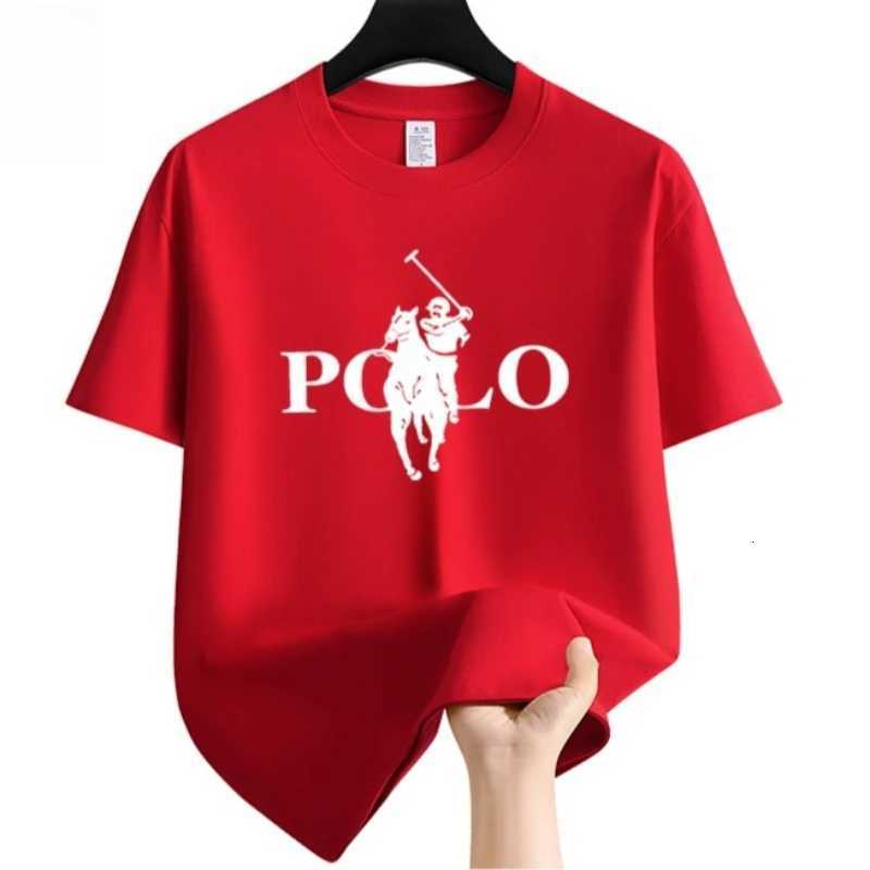 Mens fashionable casual T-shirt versatile round neck short sleeved comfortable and breathable T-shirt for daily use X251218