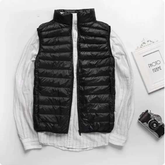 Winter New Men White Duck Down Vest Ultralight Sleeveless Vest Jacket Fashion Stand Collar Men Large Size Loose Vest Male M-5XLG251218