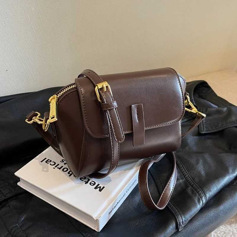 Vintage Small Tote Bag for Women Versatile Fashionable Women Shoulder Bags Crossbody Bag for Women Bolsos De Mujer T251218