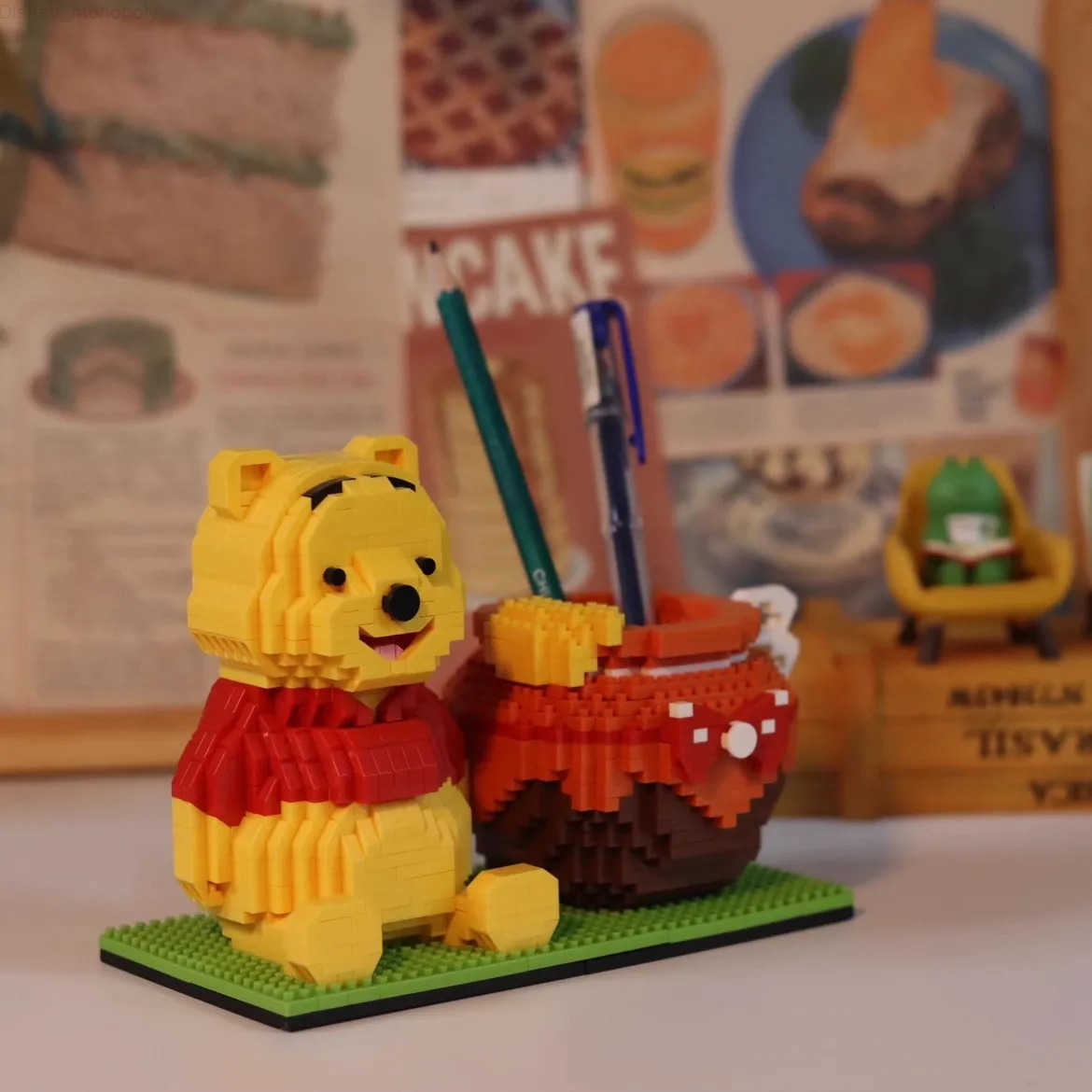 Disney Winnie The Pooh Micro Building Blocks Losto Linabell Pen Holder Assembly 3D Model Mini Brick Figure Toy For Christmas Gift H251218