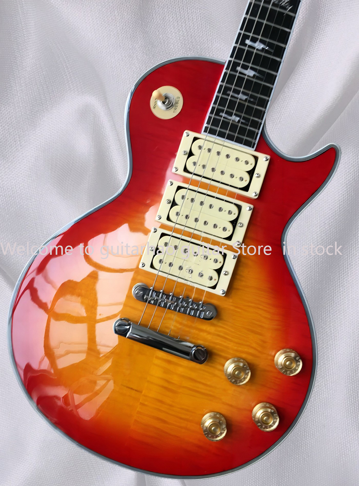 It's hot. Custom shop ace frehley Signature 3 pickup electric guitars, Vintage sunburst Tiger Flame Custom guitars #369899