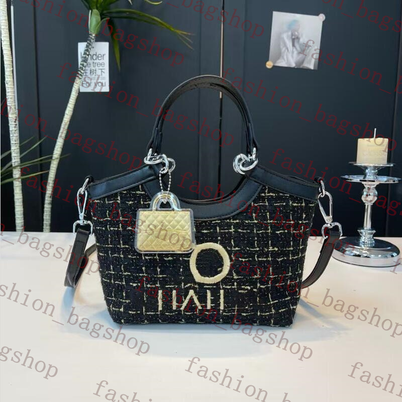 Fashion Designer Bag Women Crossbody baguette Bags Brand Shoulder Bag Vintage Canvas Messenger Bag Leather Handbag Purse Underarm Bag Lady Cross body Totes Wallet