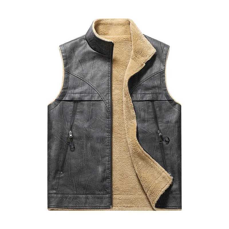 2025 New Men Vest Autumn and Winter Trend Versatile Fleece Warm Sleeveless Jacket Outdoor Leisure Camping Travel Jacket Men VestG251218