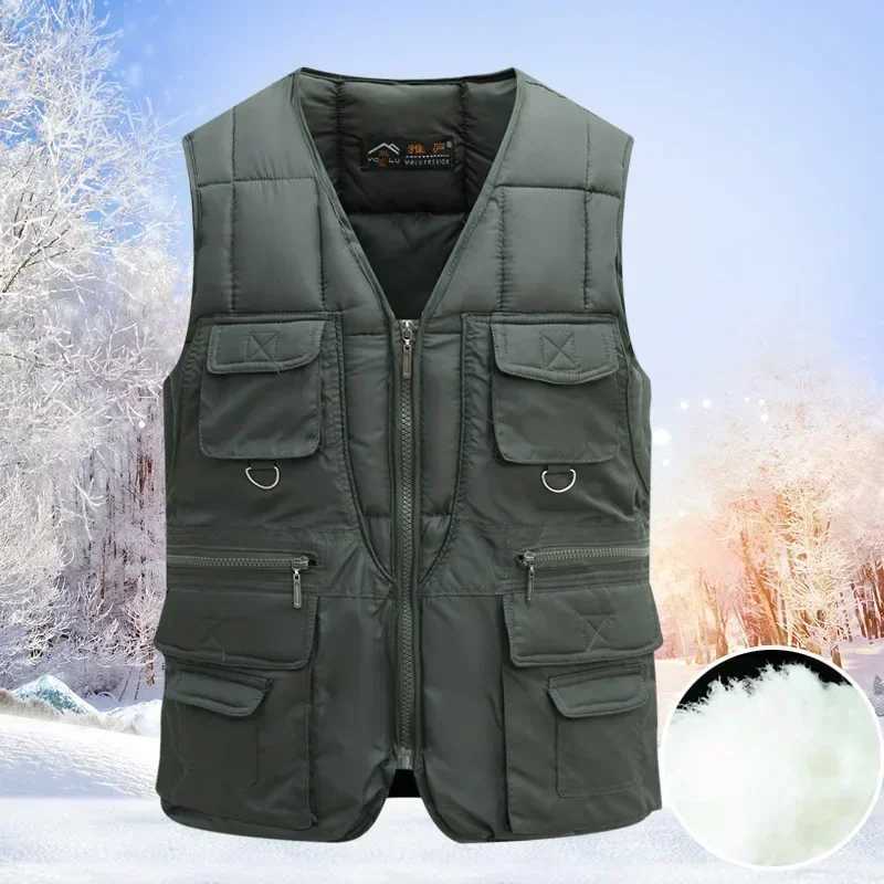 Classic Multi-Pocket Mens Padded Vest Winter Warm Sleeveless Coat Tactical Vest Jacket for Men Solid Lightweight Male WaistcoatG251218