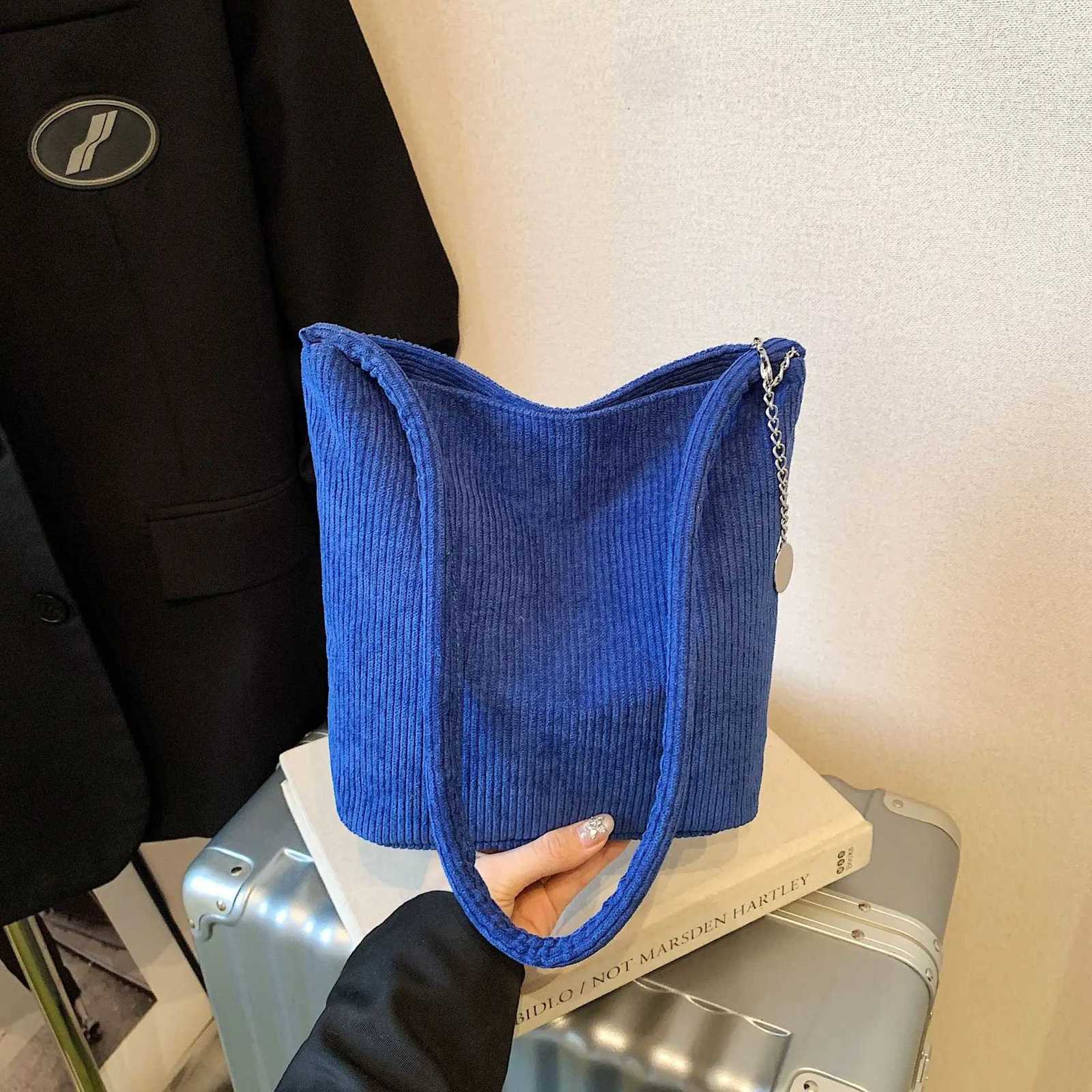 2025 A/W Niche Vintage Womens Underarm Bag Genuine Leather Large Capacity Multi-way Shoulder Crossbody Purse Retro Chic ToteT251218