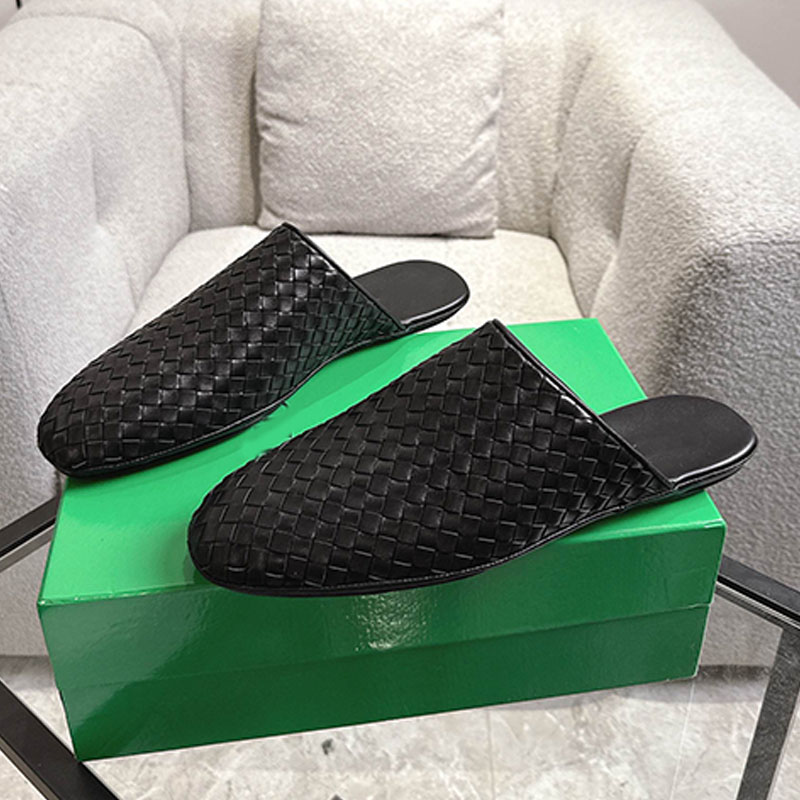 Mens womens beach vacation sandalsSquare Toe Mules Shoes lady Summer Slippers Flat Bottom Half Drag Tassel Muller Sandalias Woven Comfortable black mules