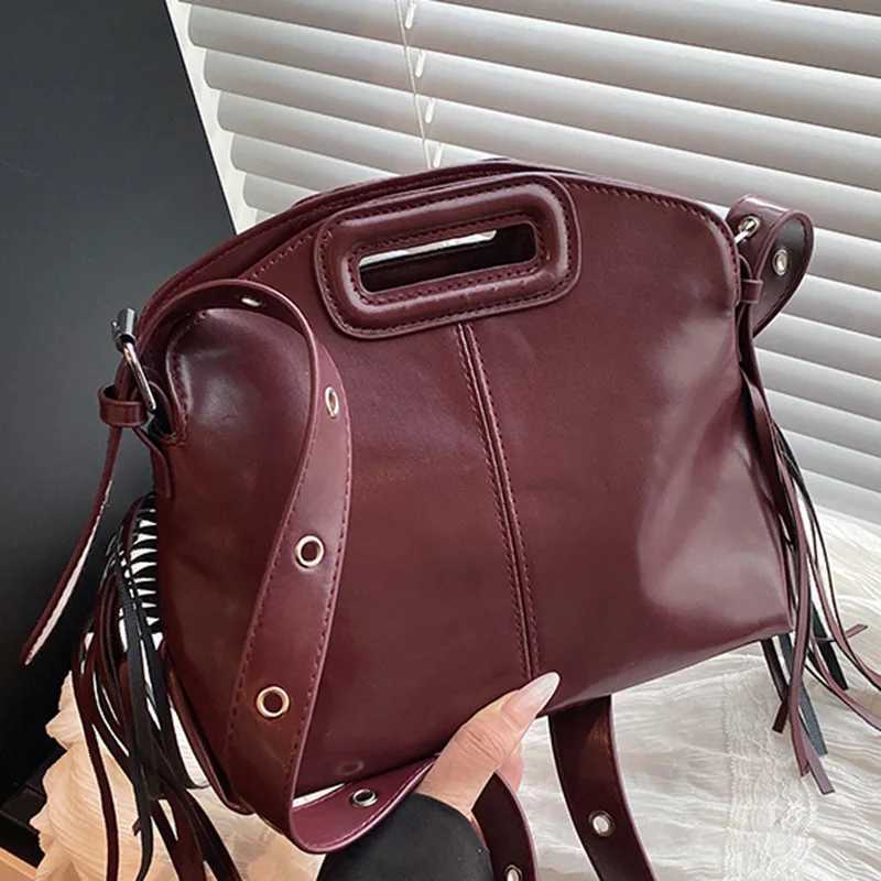 2025 Winter Minimalist Shoulder Bag Niche Underarm Purse for Women Vintage Crossbody Tote Chic Day to Night Bag TexturedT251218
