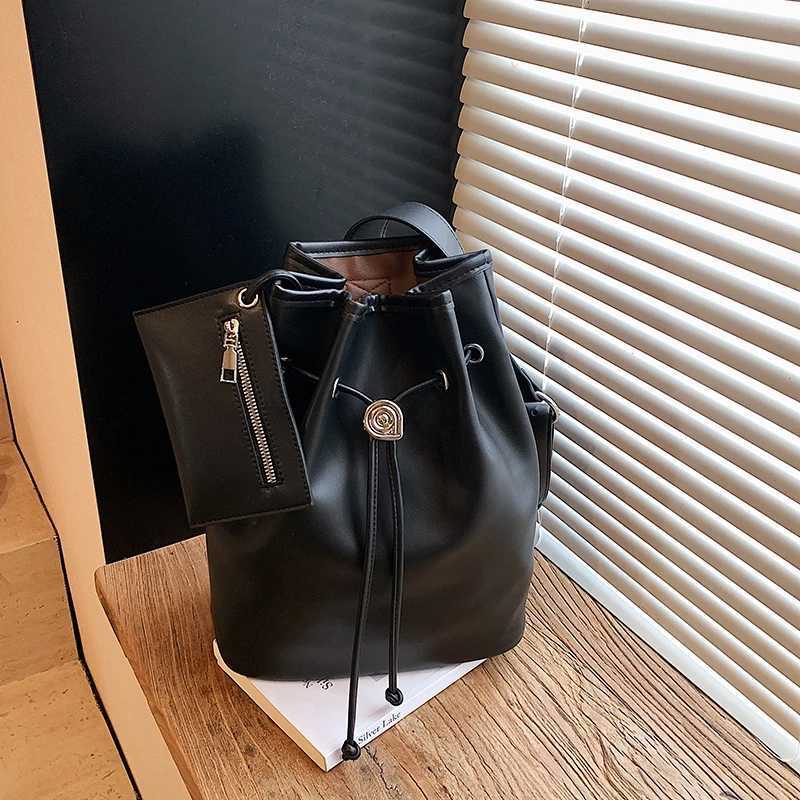 Luxury Womens Handbag Stylish Leather Crossbody Bag For Ladies In Popular Classic Elegant Fashion DesignT251218