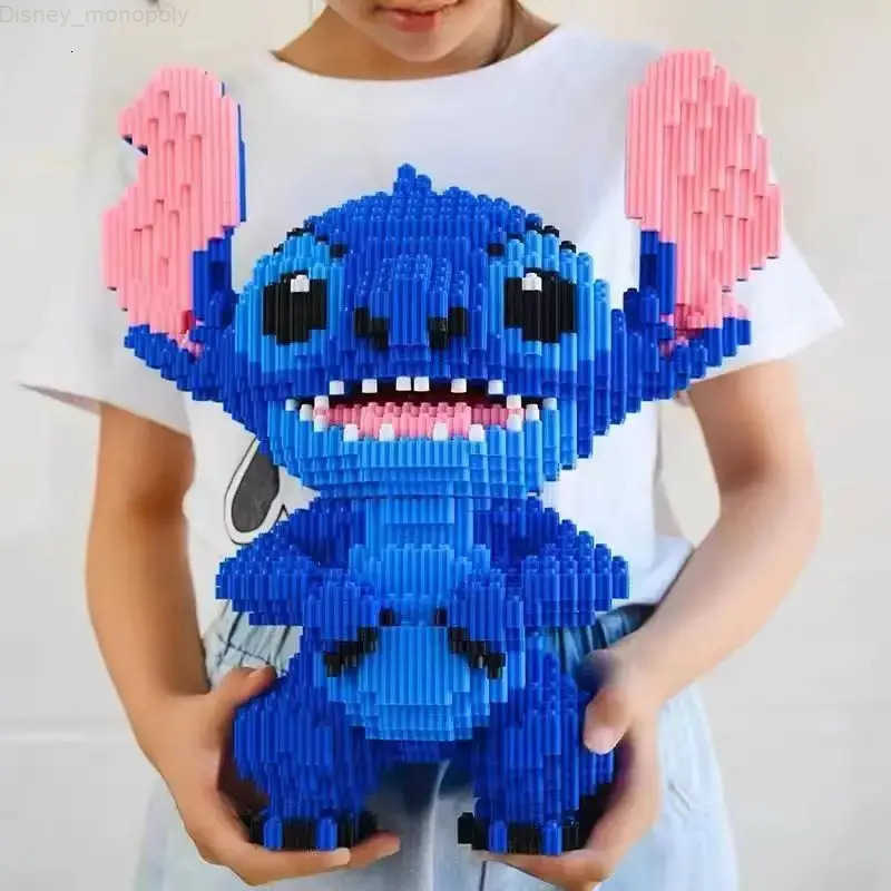 Disney Large Stitch Building Block Assembly Toy DIY Childrens Toy Birthday Gift 3D Puzzle Desktop Decoration 30cm Delivery Kids Toy H251218
