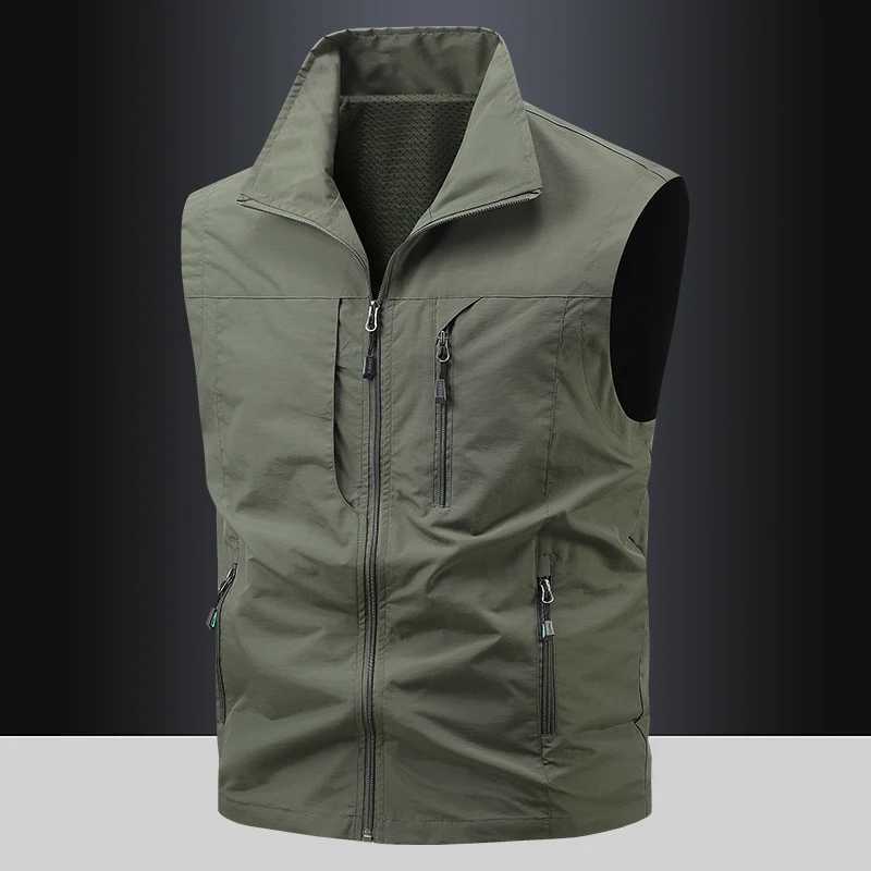 M-8XL New Autumn and Winter Vest for MenComfortableHigh-qualityMulti Pocket Fashionable Vest Jacket for MenG251218