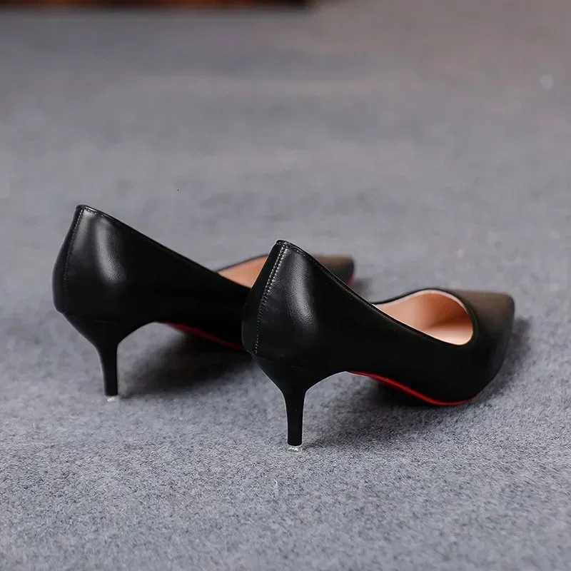 Sexy Fashion Womens Soft Leather Pumps Spring New Thin High Heels 2024 New Dress Shoes Ladies Stiletto Black Big Size Z251218