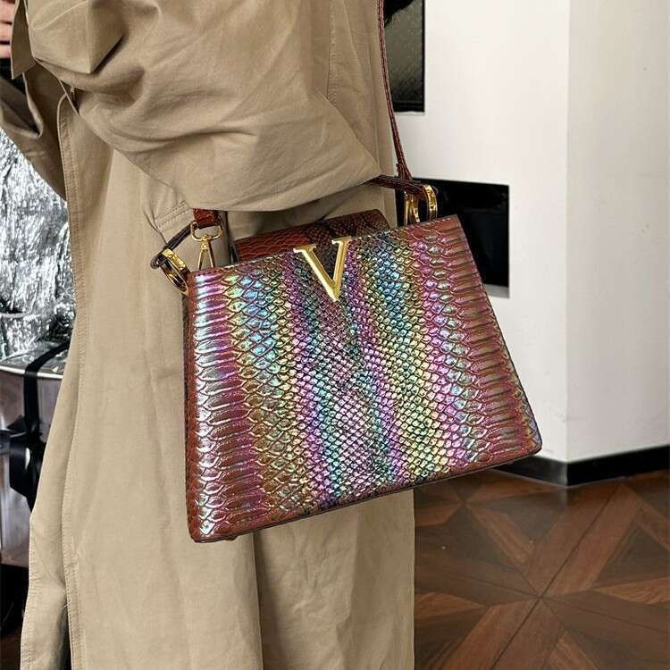 Fashion Designer Bag for Women Crossbody Bags New Colorful Snake Pattern Handbag Shoulder Crossbody V-shaped Tote Bag
